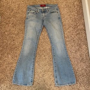 Levi’s 524 Bootcut Jeans